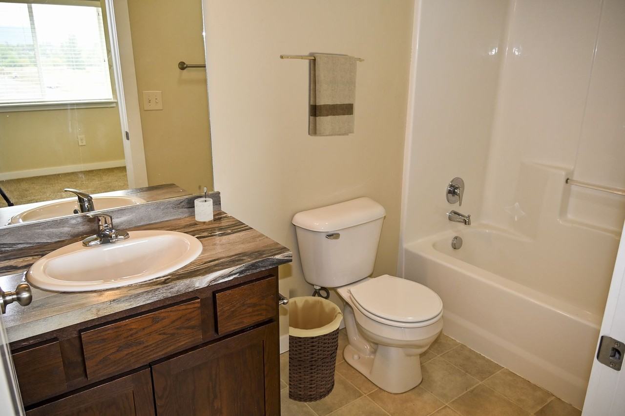 2242 Baxter Ln #10 - Photo 6 of 6