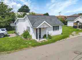11257 Main St #D - Photo 1 of 1