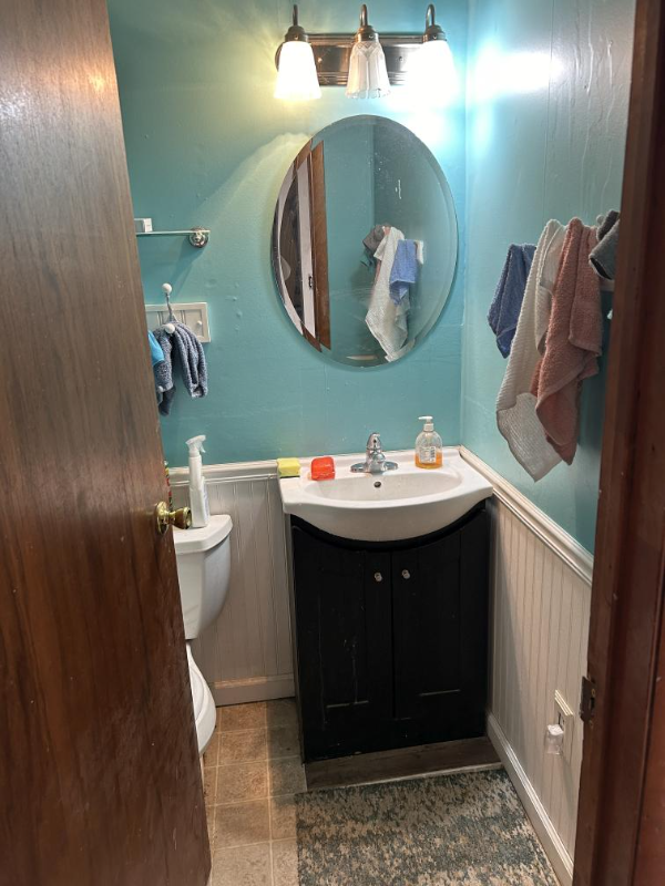 7 Union St - Photo 3 of 4