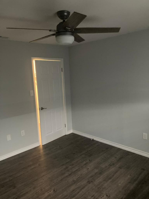 2916 Camellia Ave #2 - Photo 5 of 8