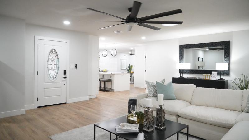 7707 E Meadowbrook Ave - Photo 3 of 10