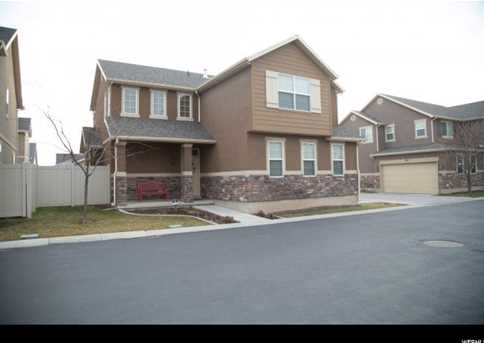 855 Wilstead Dr - Photo 2 of 35