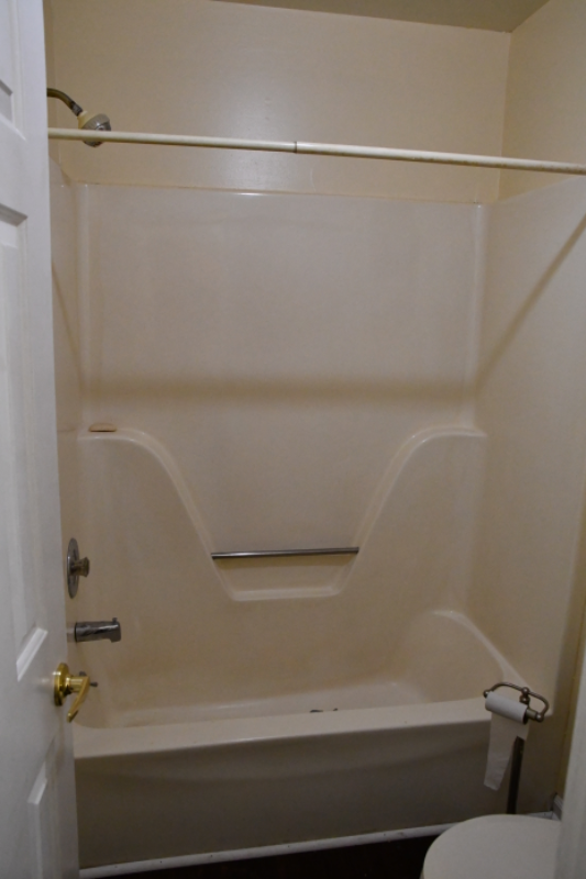 830 Woodcraft Dr - Photo 3 of 4