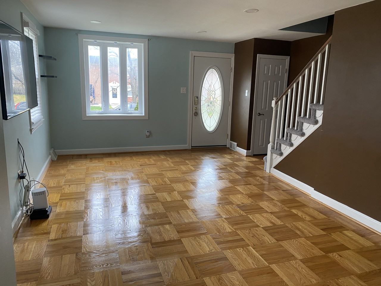 547 Michell St - Photo 3 of 18