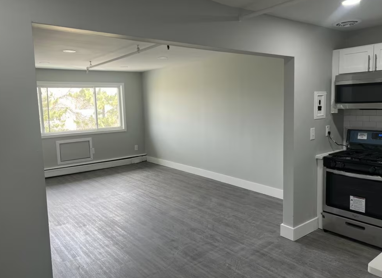 544 Beachway Ave #544 - Photo 4 of 9