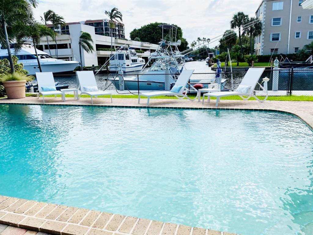 800 Glouchester St #NA