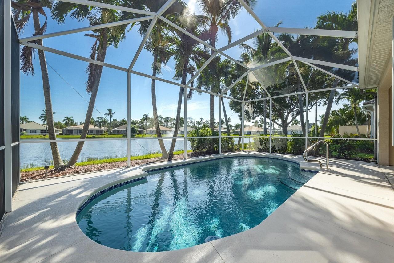 13619 Gulfbreeze Street - Photo 2 of 10