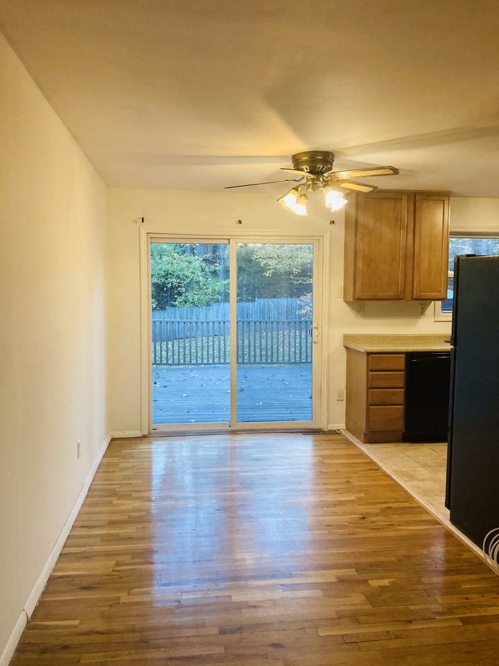 43 Ferndell Spring Dr #NA - Photo 4 of 14