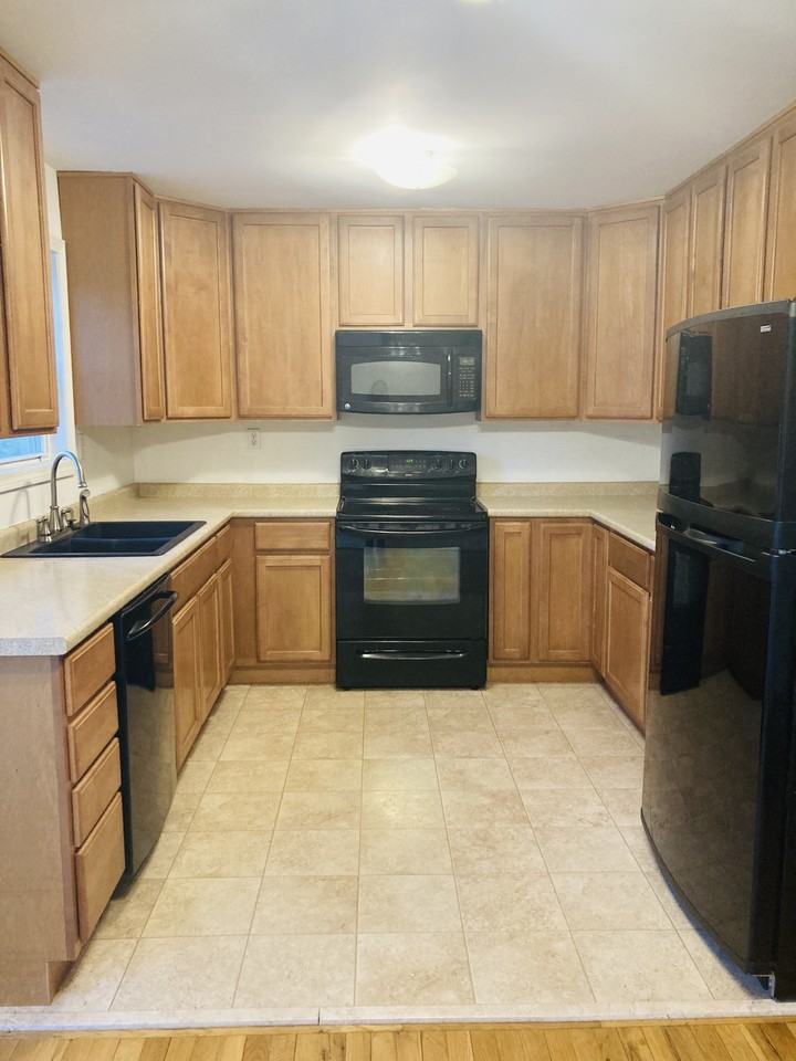 43 Ferndell Spring Dr #NA - Photo 5 of 14