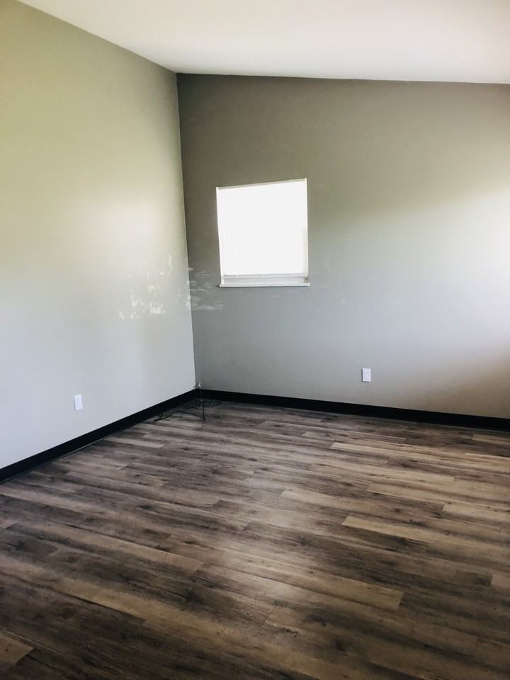 850 Madison Ave #850 - Photo 3 of 5