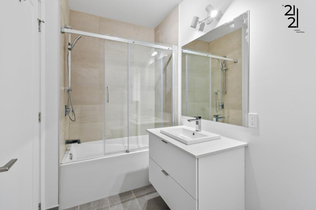 2121 Avenue Papineau — photo 3