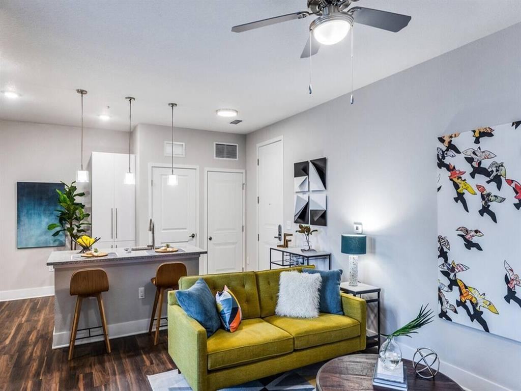 Alvista West Vue - Photo 3 of 40