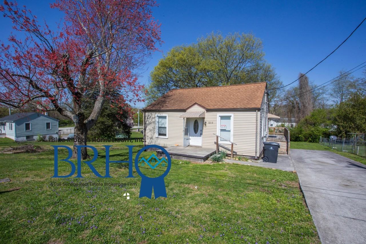 3213 Shields Ave #1 - Photo 7 of 20