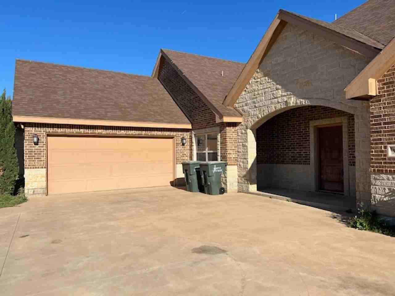 3818 Enchanted Rock Rd - Photo 2 of 26