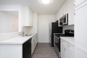 featured image of 4424 4424 & 4454 44th St