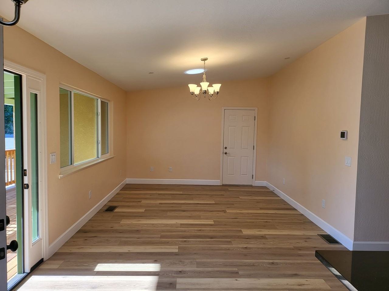 2717 Sheldon Dr - Photo 3 of 12