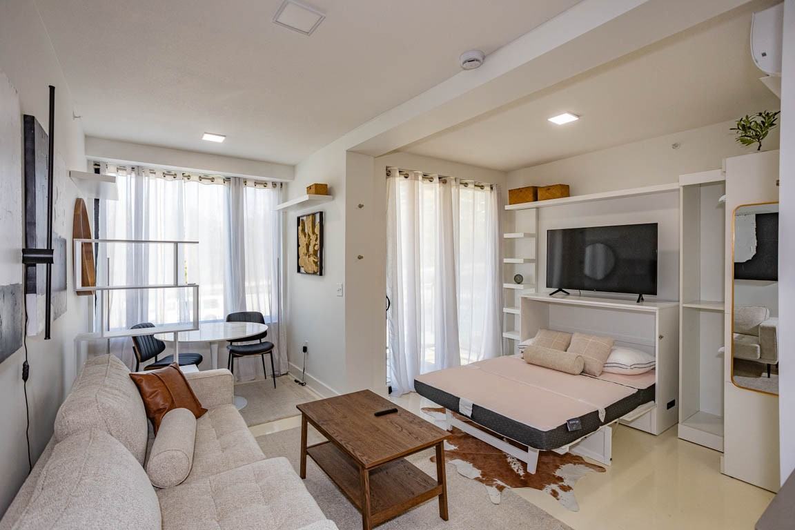 2950 Summit St. Kansas CIty, MO 64108 Blgd 1 #1 - Photo 6 of 10