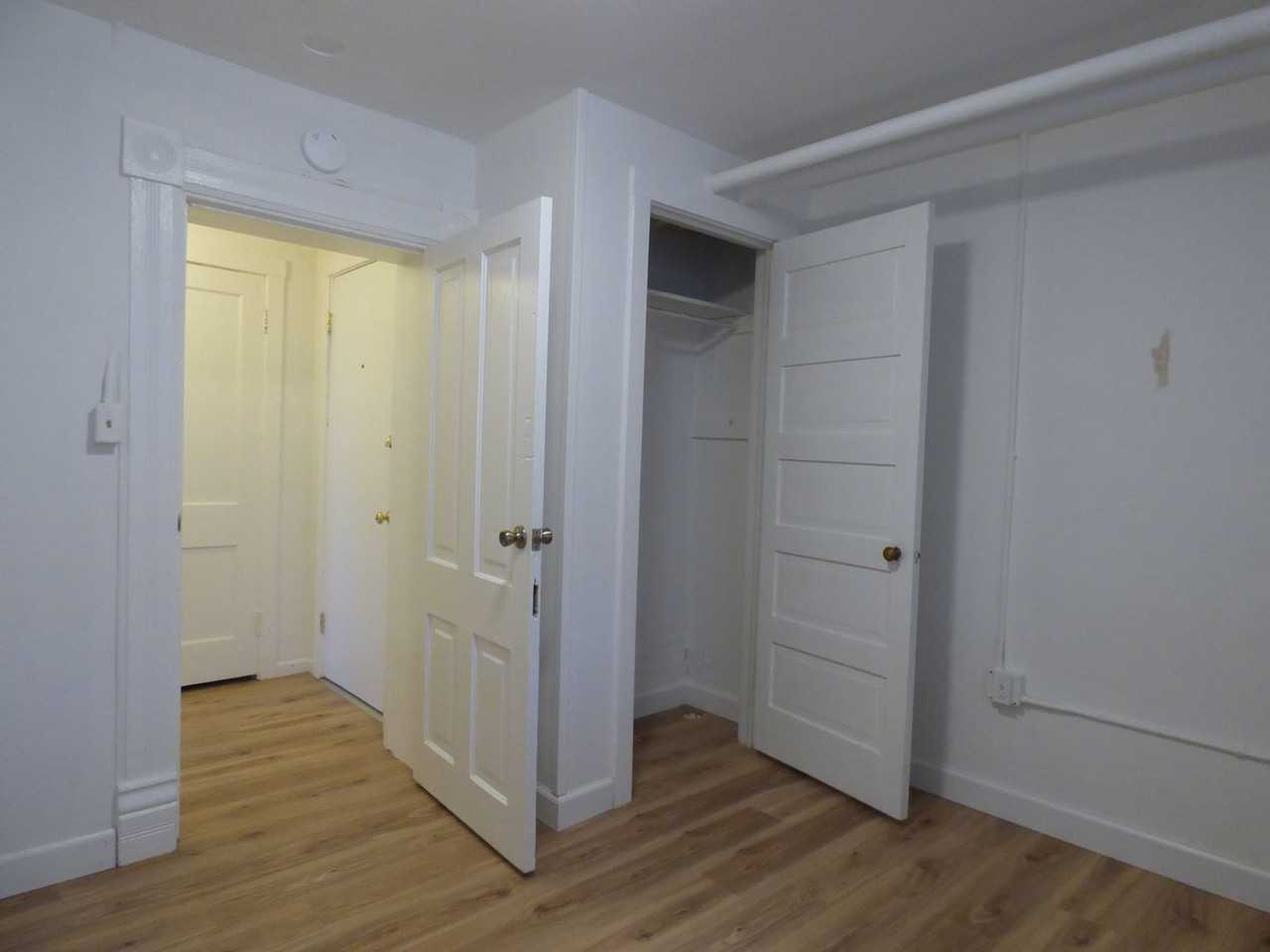 546 Atwood Street - Photo 6 of 8