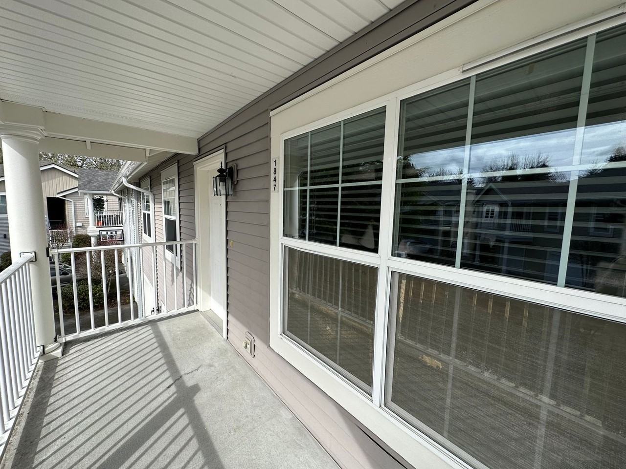 1847 Kennedy Pl - Photo 2 of 10