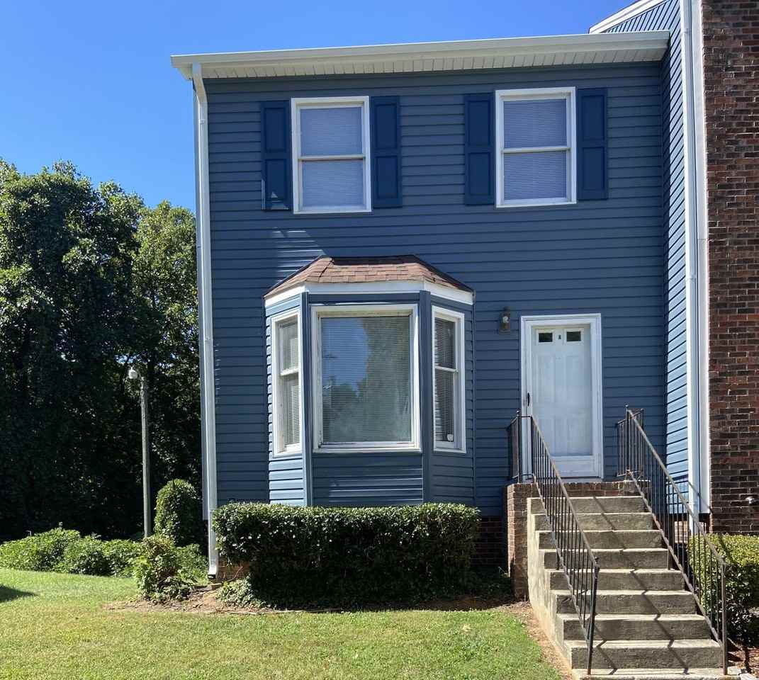 347 E Montcastle Dr, Greensboro, NC 27406, USA 2 unit Rentals Zumper