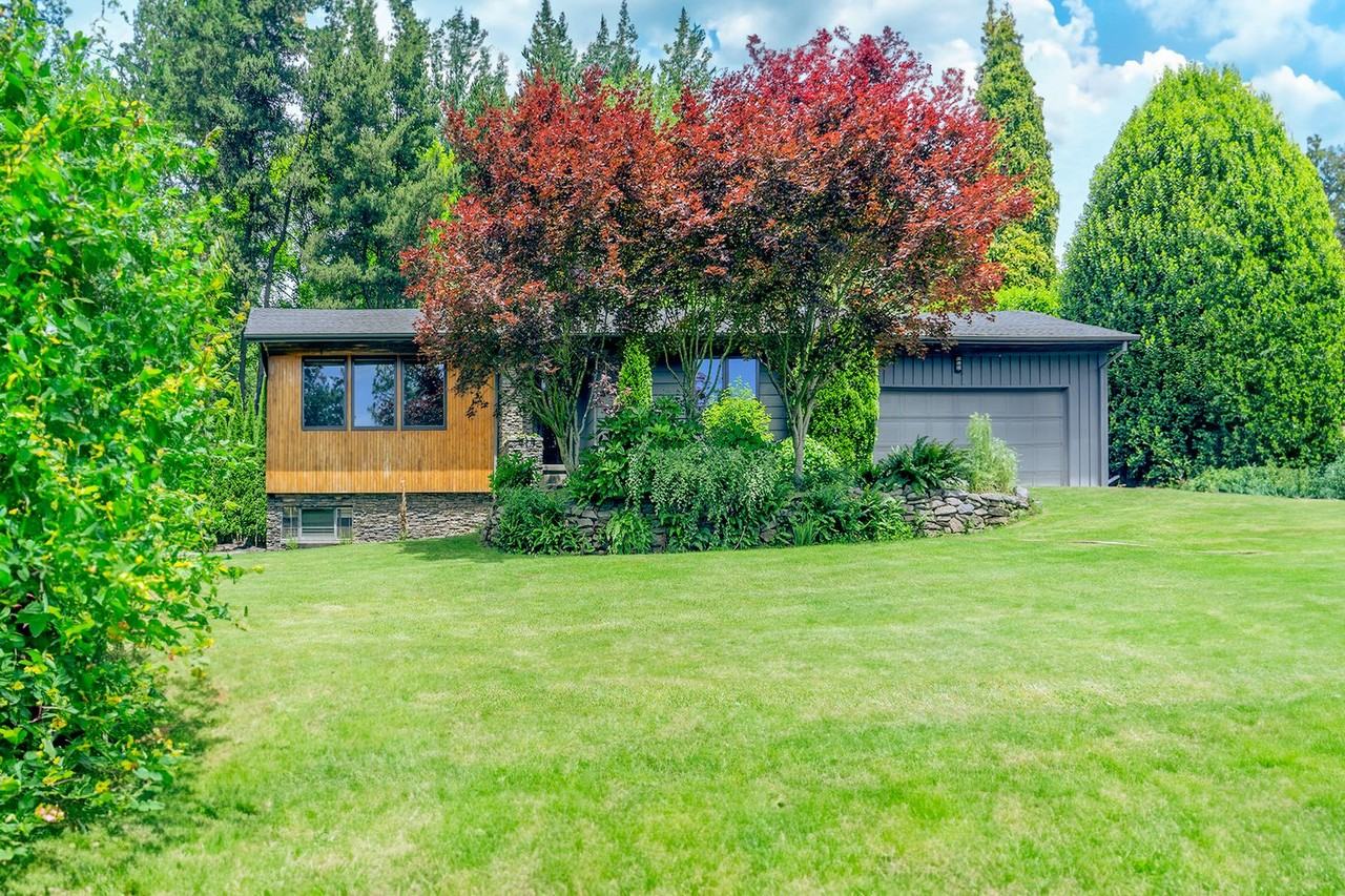 7725 Sw Miner Way - Photo 3 of 33