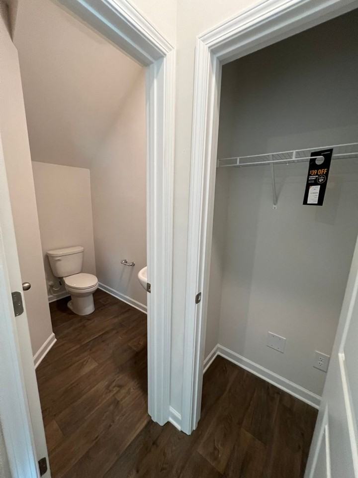 151 Court House Ave - Photo 2 of 24