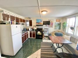 featured image of 156 Park St