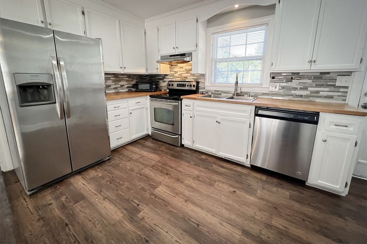 46 S Cardinal Dr - Photo 2 of 14