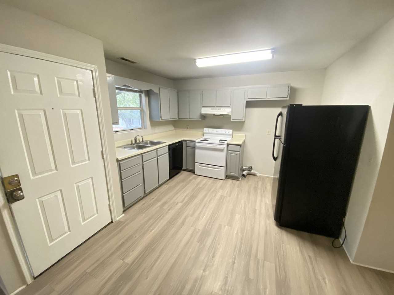 1300 Old Concord Rd - Photo 6 of 12