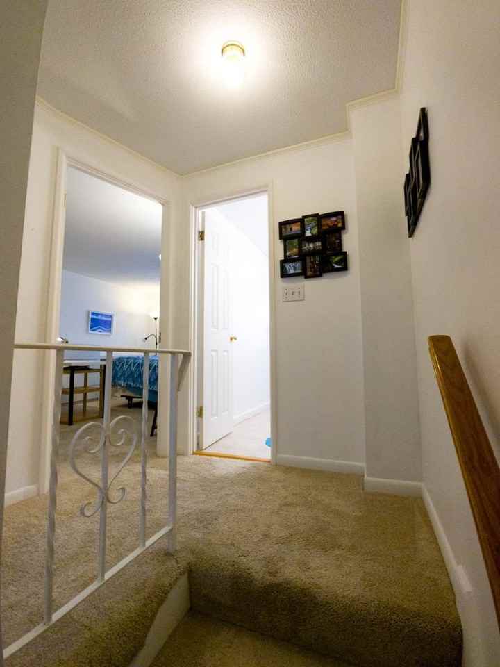 19 Hemlock Cir - Photo 3 of 13