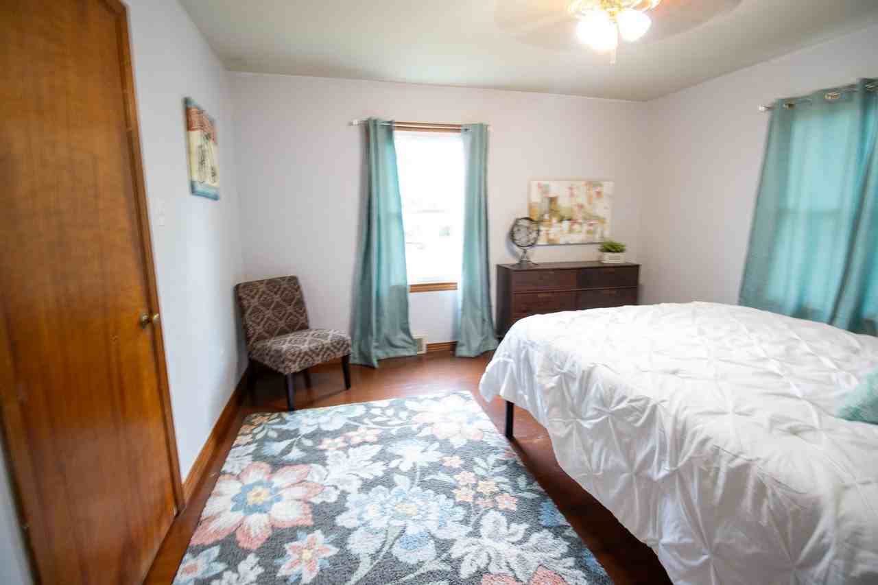 1311 Paris Road - Photo 7 of 21