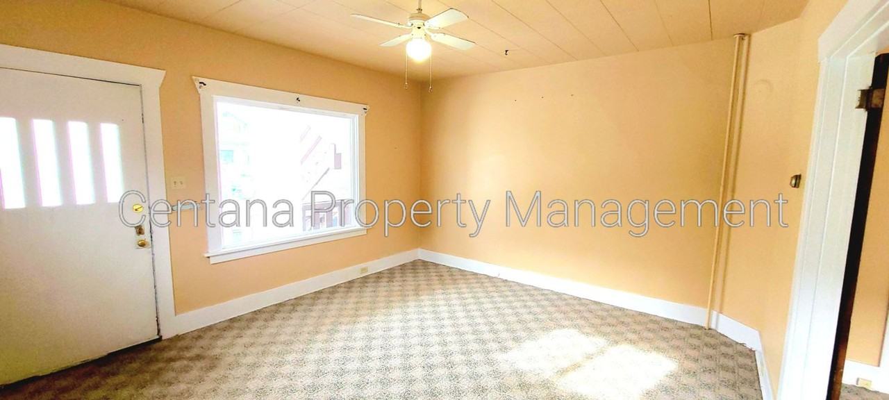 1732-1734 Lowell - Photo 2 of 14