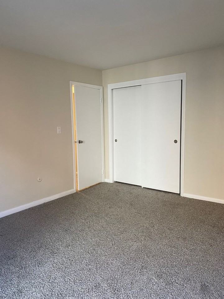 55 David Terrace - Photo 7 of 14