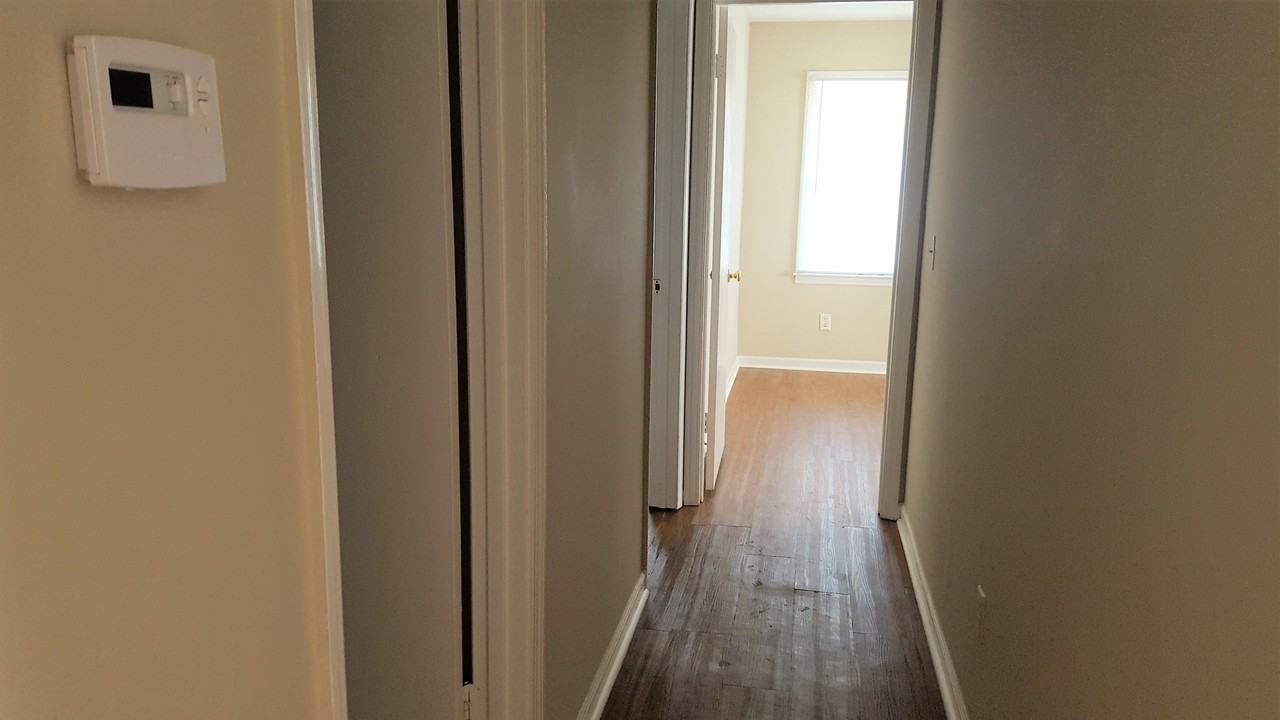 11 University Place - Photo 7 of 15