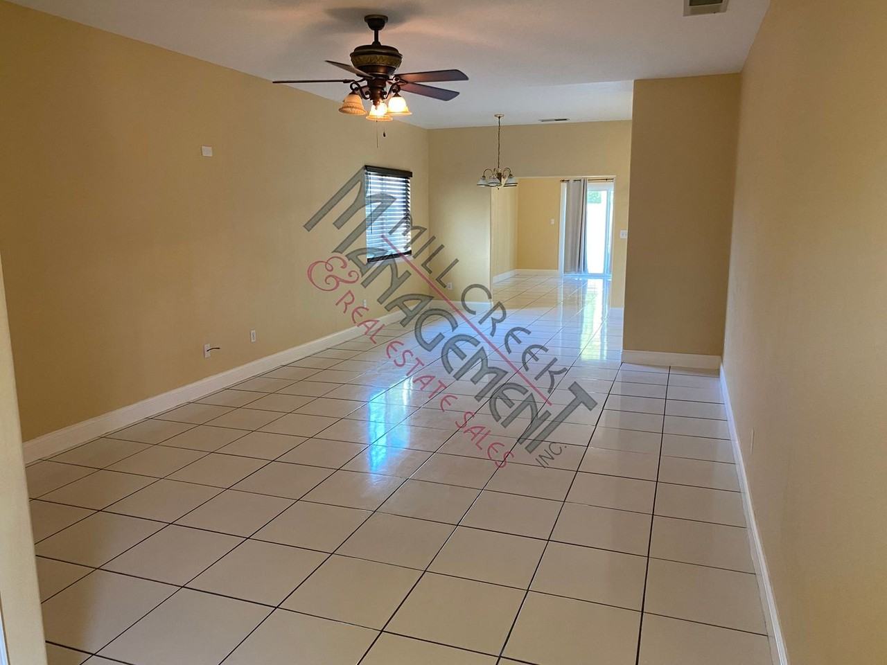 941 Maple Valley Way - Photo 3 of 11