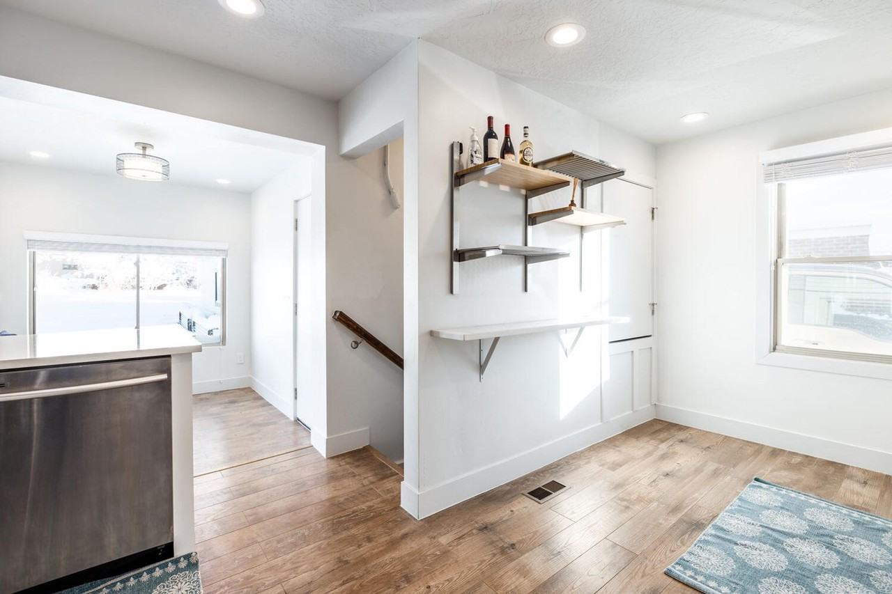 1813 E 1700 S - Photo 5 of 29