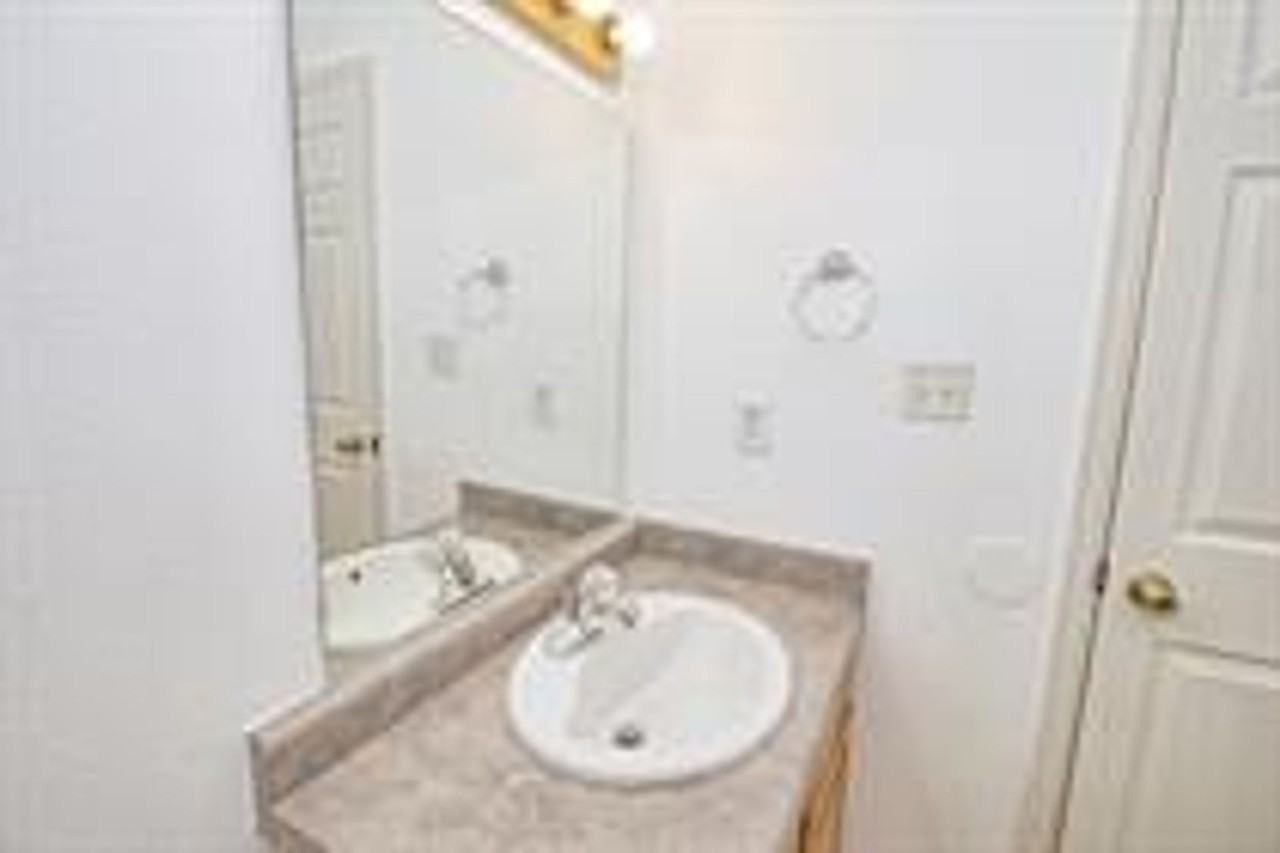 1105 E. Carolina Ave - Photo 2 of 10