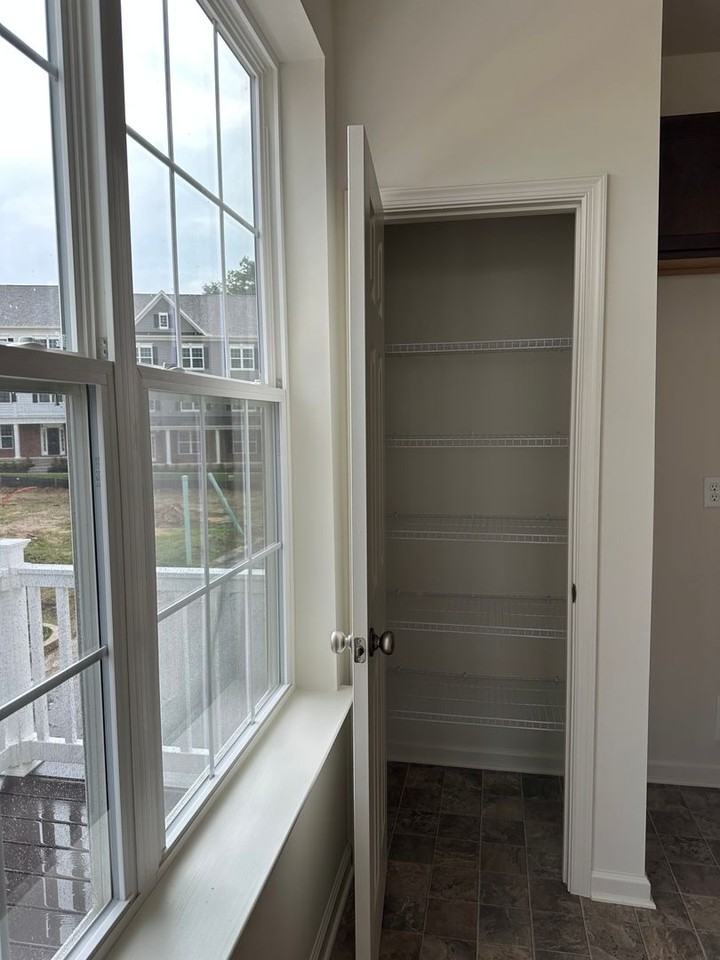 401 Lenape Way - Photo 3 of 16