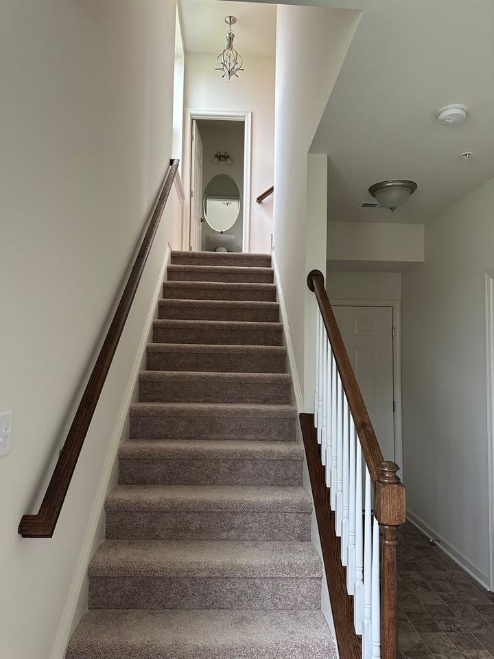 401 Lenape Way - Photo 5 of 16