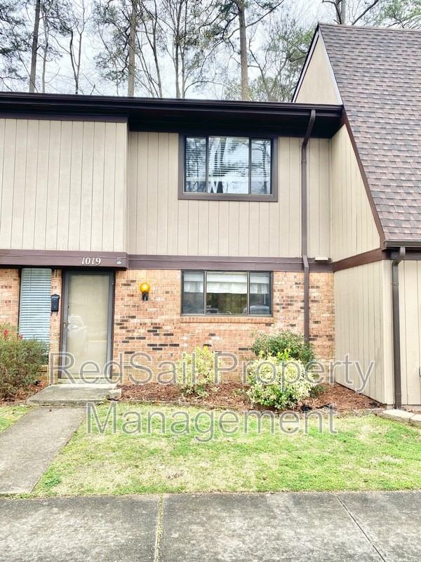 1019 Willow Green Dr - Photo 2 of 21