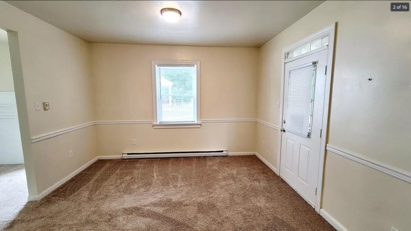 1306 Bowen St - Photo 4 of 16