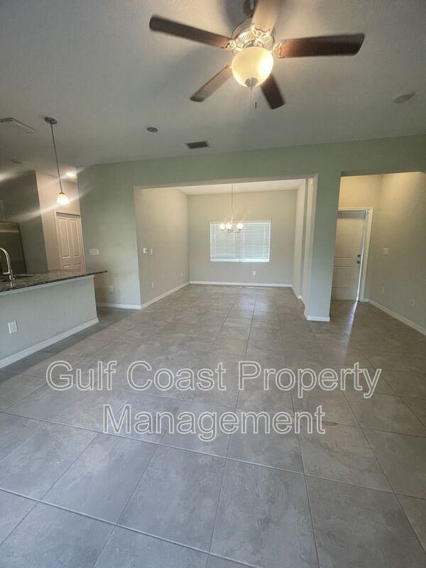 18008 Placid Ave - Photo 3 of 19