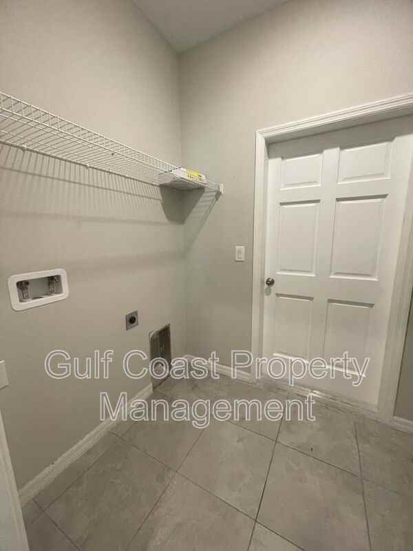 18008 Placid Ave - Photo 7 of 19