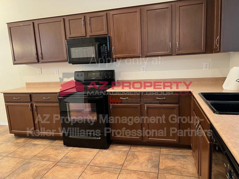 11826 W Villa Hermosa Ln - Photo 2 of 20