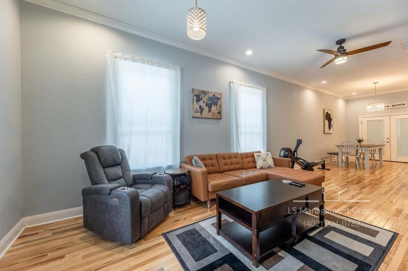 415 Furnish Ave - Photo 2 of 12