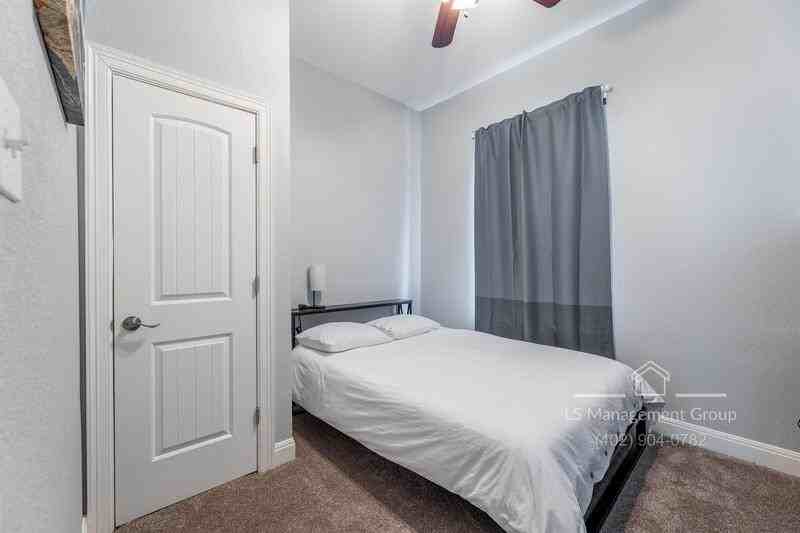 415 Furnish Ave - Photo 7 of 12