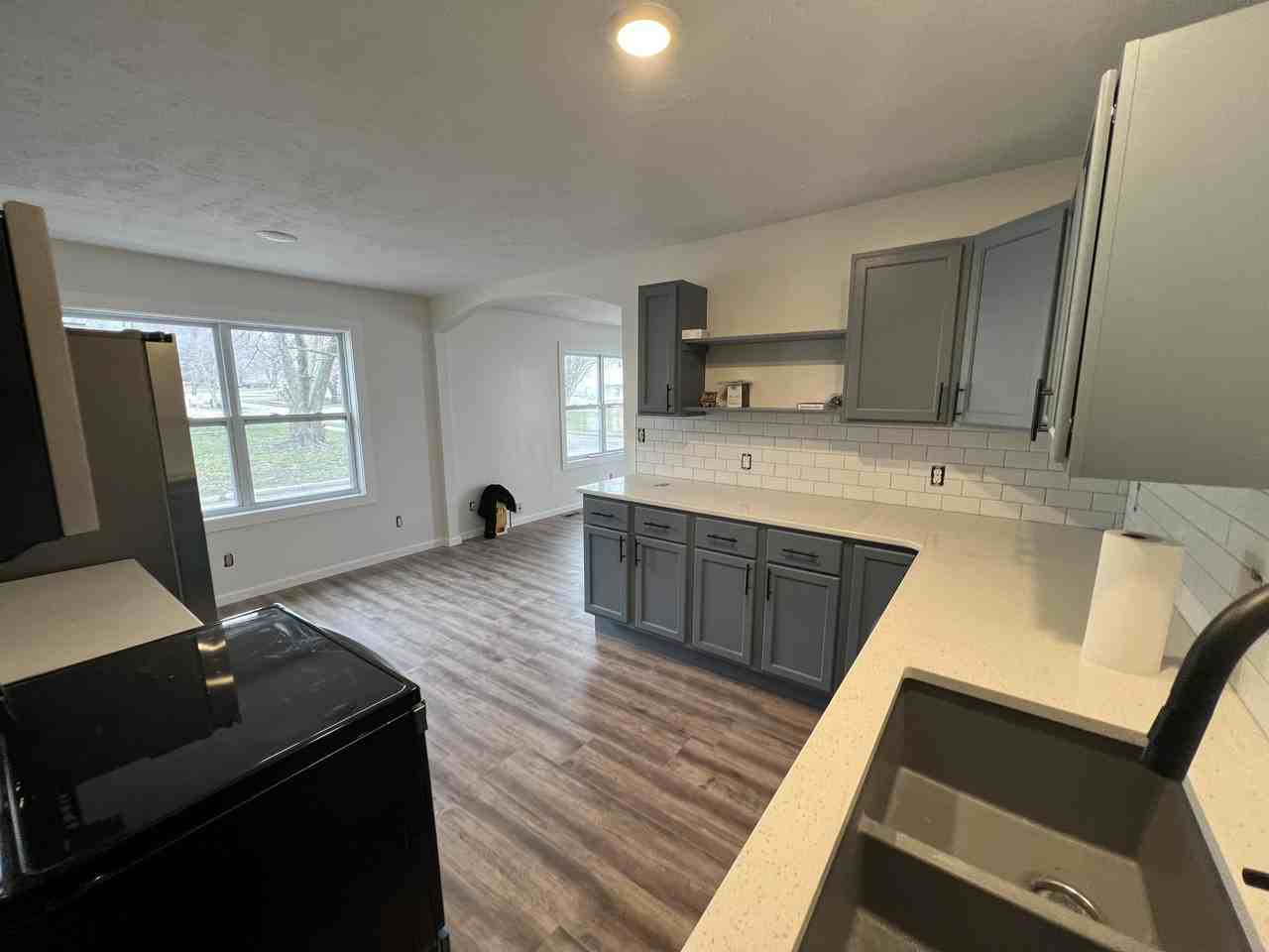 1801 Ohio Street - Photo 2 of 12