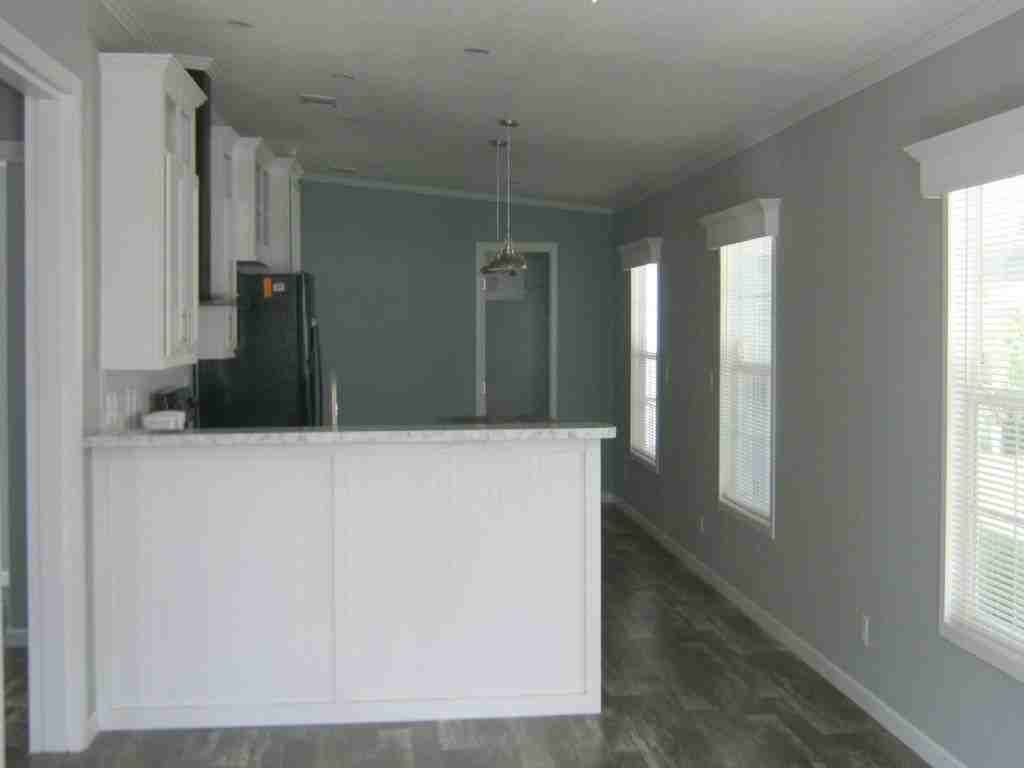 374 Windsor Dr - Photo 5 of 30