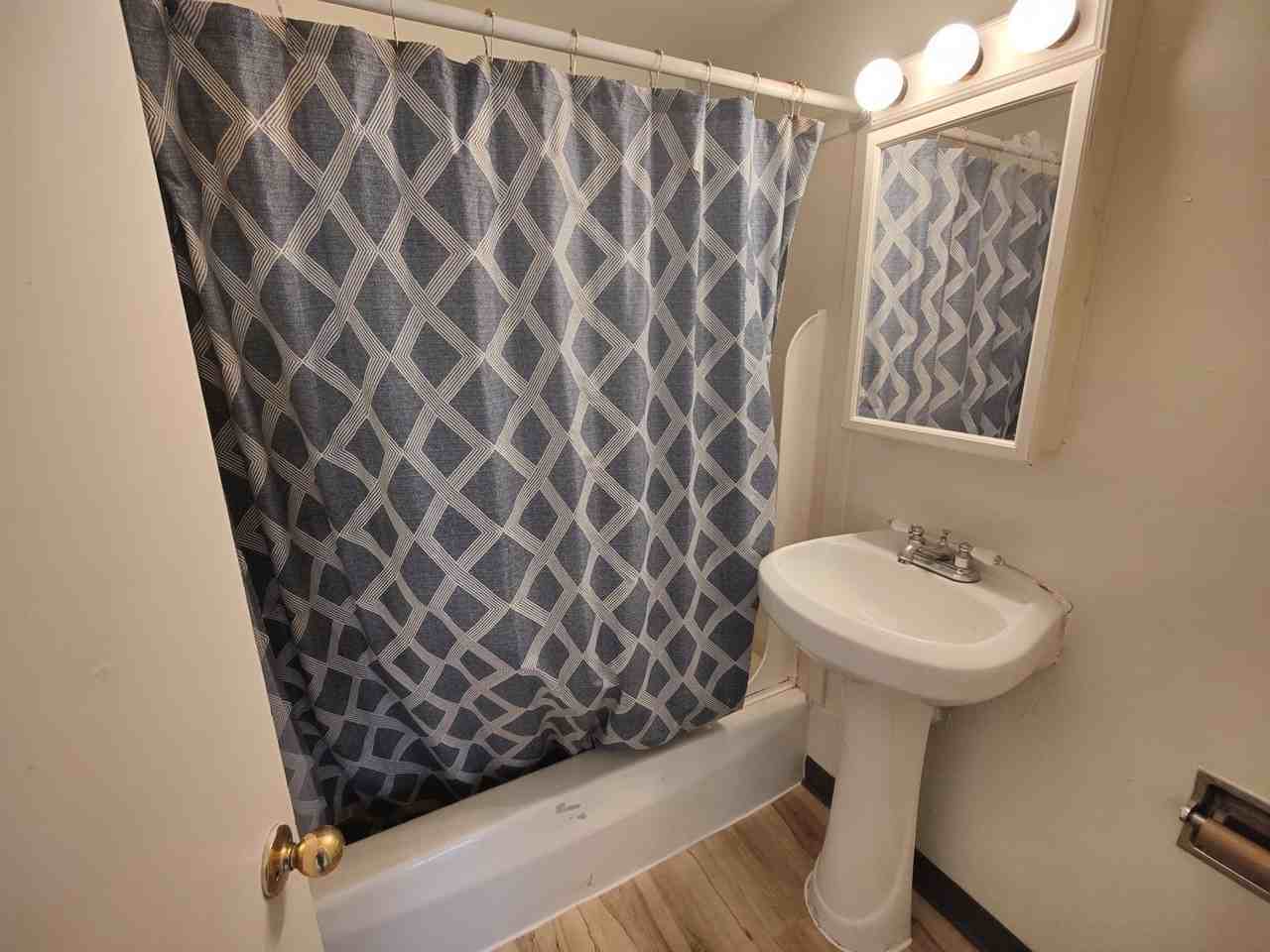 742 Ohio Ave - Photo 6 of 16