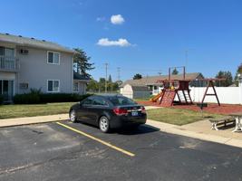 featured image of 415 415 W. Wayne St